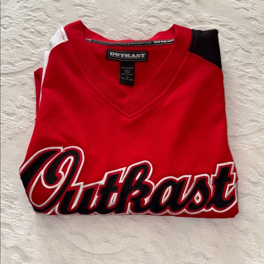 Vintage Gently loved Red Outkast 3 Jersey - Picture 13 of 13